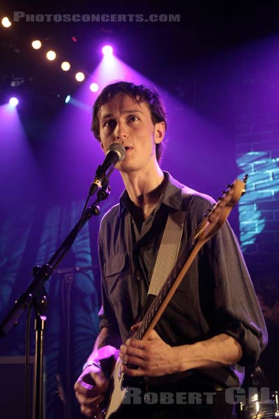 OUGHT - 2015-11-25 - PARIS - La Maroquinerie - 